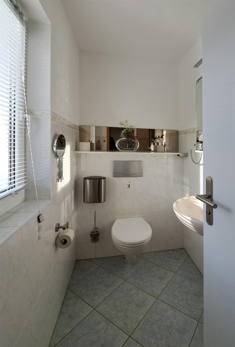 Bad-unten-Strausberg-Ferienhaus